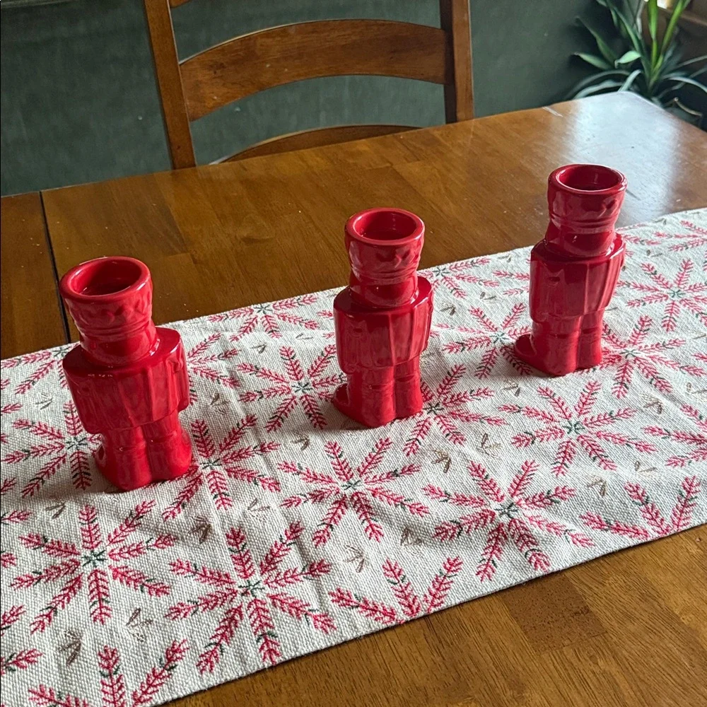 SUR LA TABLE NUTCRACKER soldiers tea light candle holder set of 3 red